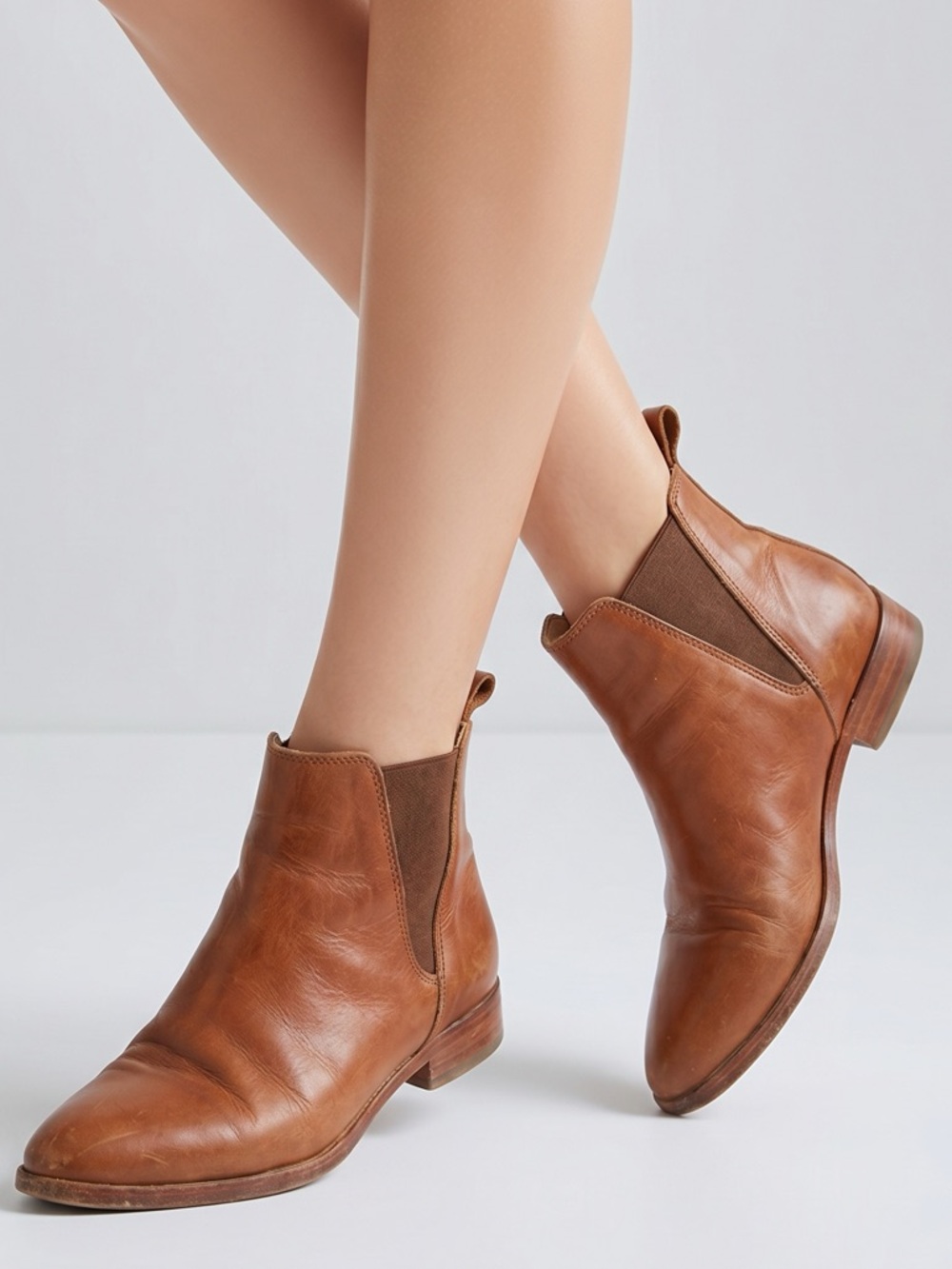 Nisolo brown leather boots size 6.5‎ leather soles 1” heel